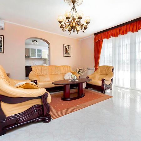 Apartments Divna Rovinj Exterior foto
